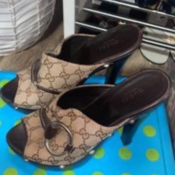 Gucci Clogs - Picture 3 of 5